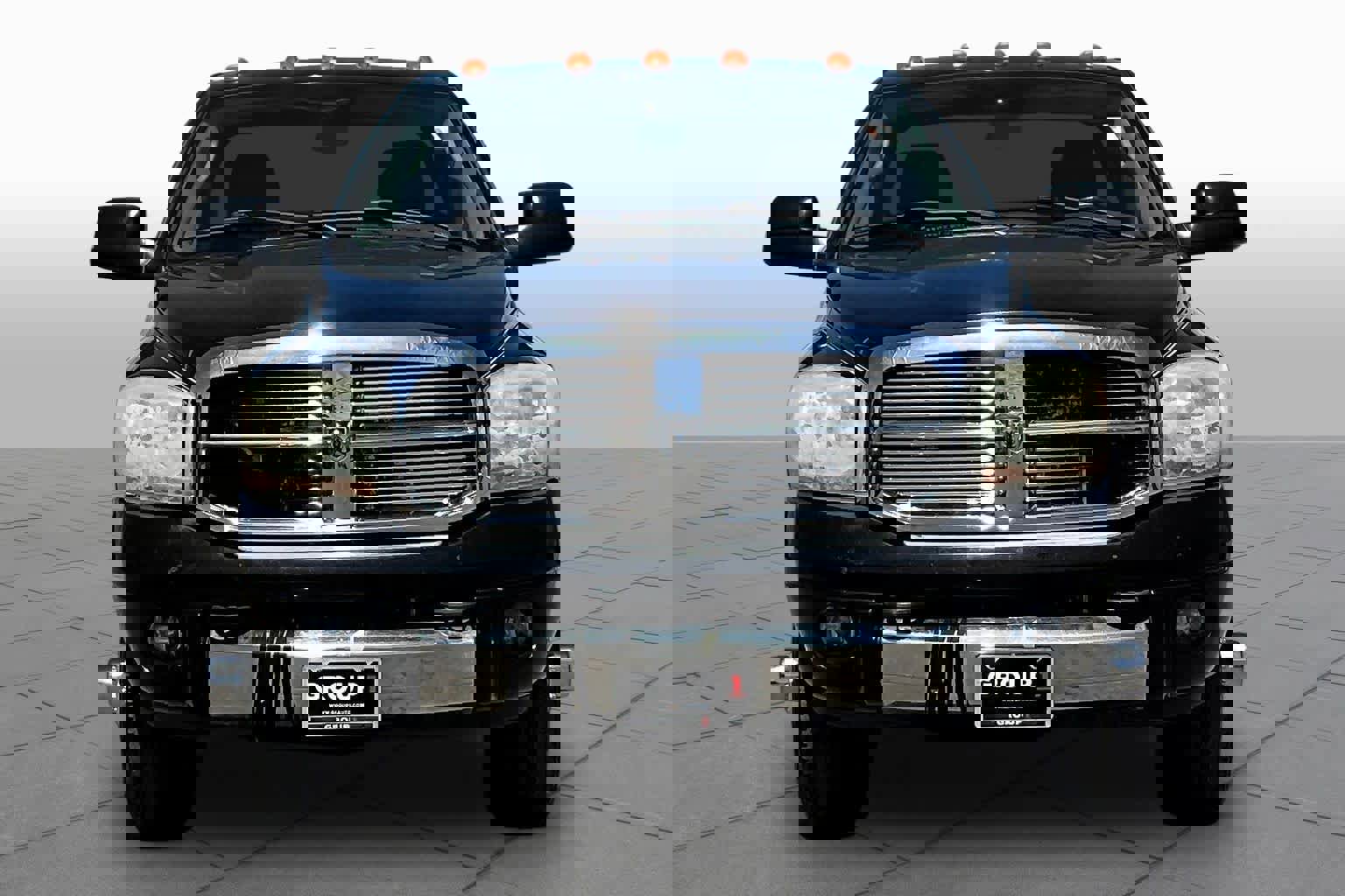 Used 2006 Dodge Ram 3500 Truck Laramie w/ Trailer Tow Group image 3