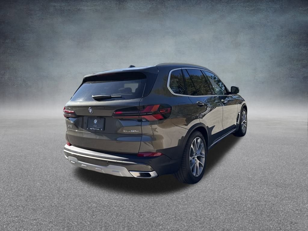 New 2026 BMW X5 xDrive50e w/ Climate Comfort Package image 5