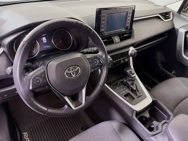 Used 2020 Toyota RAV4 XLE w/ Convenience Package AWD/4WD image 13