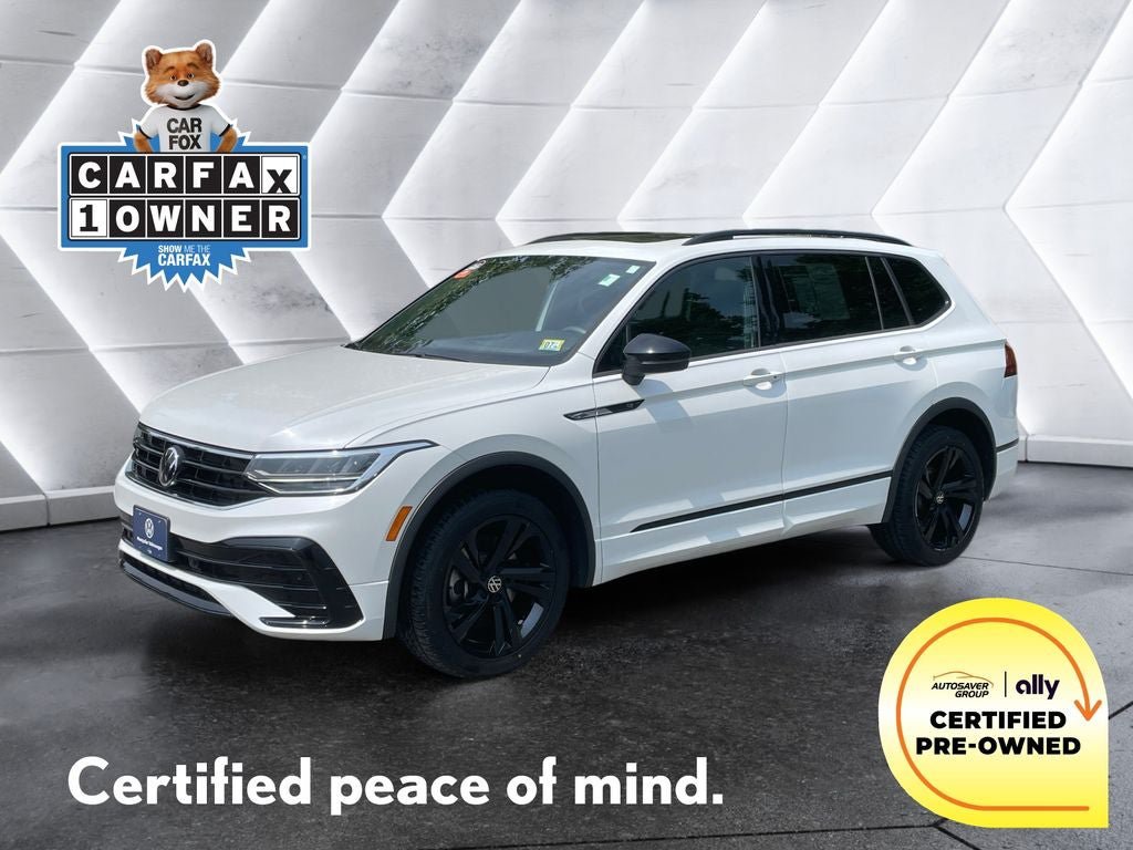 Used 2023 Volkswagen Tiguan SE R-Line AWD/4WD image 1