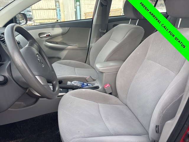 Used 2010 Toyota Corolla LE image 11