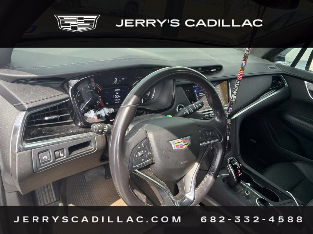 Used 2022 Cadillac XT6 Luxury FWD image 8