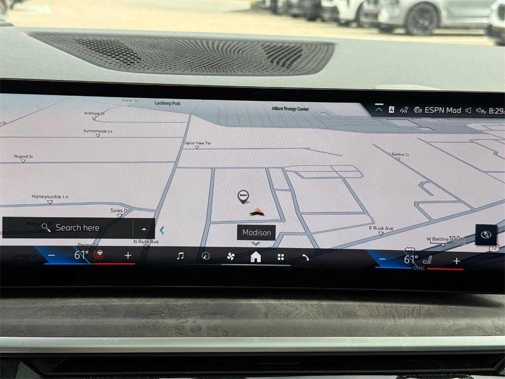 New 2025 BMW X7 xDrive40i w/ Premium Package image 17