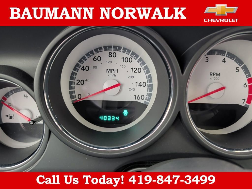 Used 2010 Dodge Challenger R/T image 26