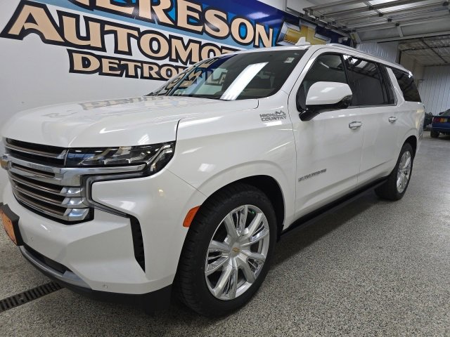 Used 2024 Chevrolet Suburban High Country image 1