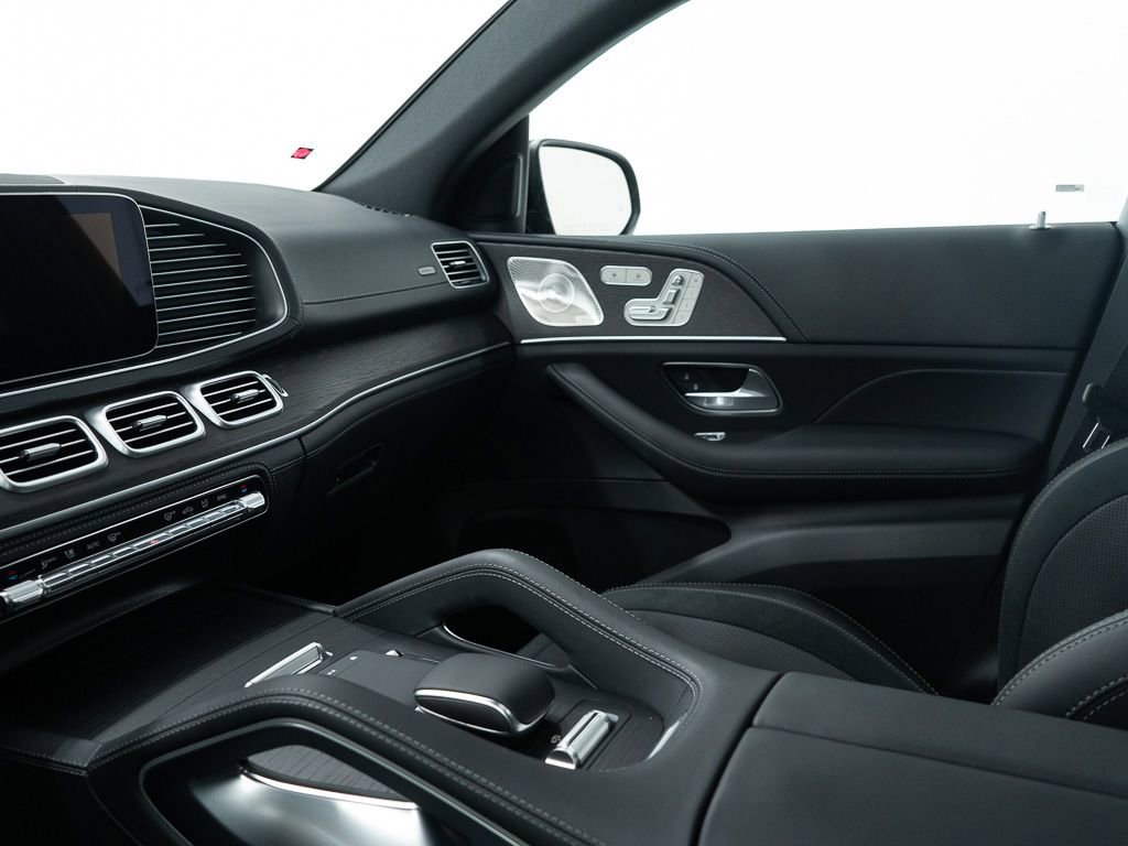 Used 2026 Mercedes-Benz GLE 53 AMG 4MATIC Coupe image 28