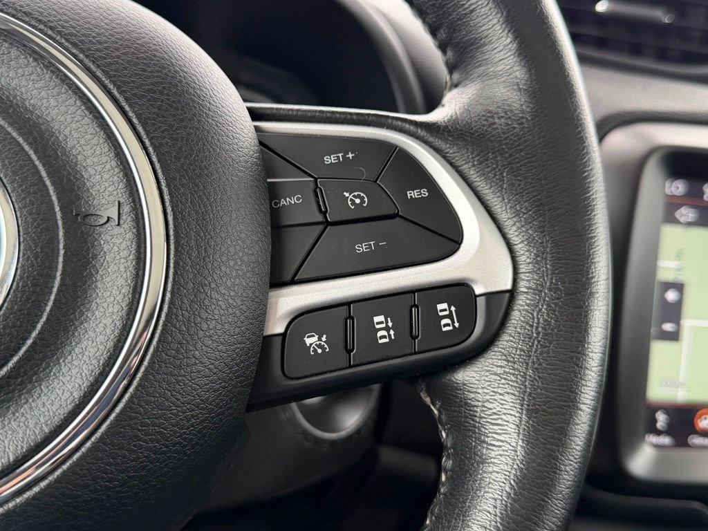 Used 2023 Jeep Renegade Limited w/ Sun/Sound Group AWD/4WD image 28