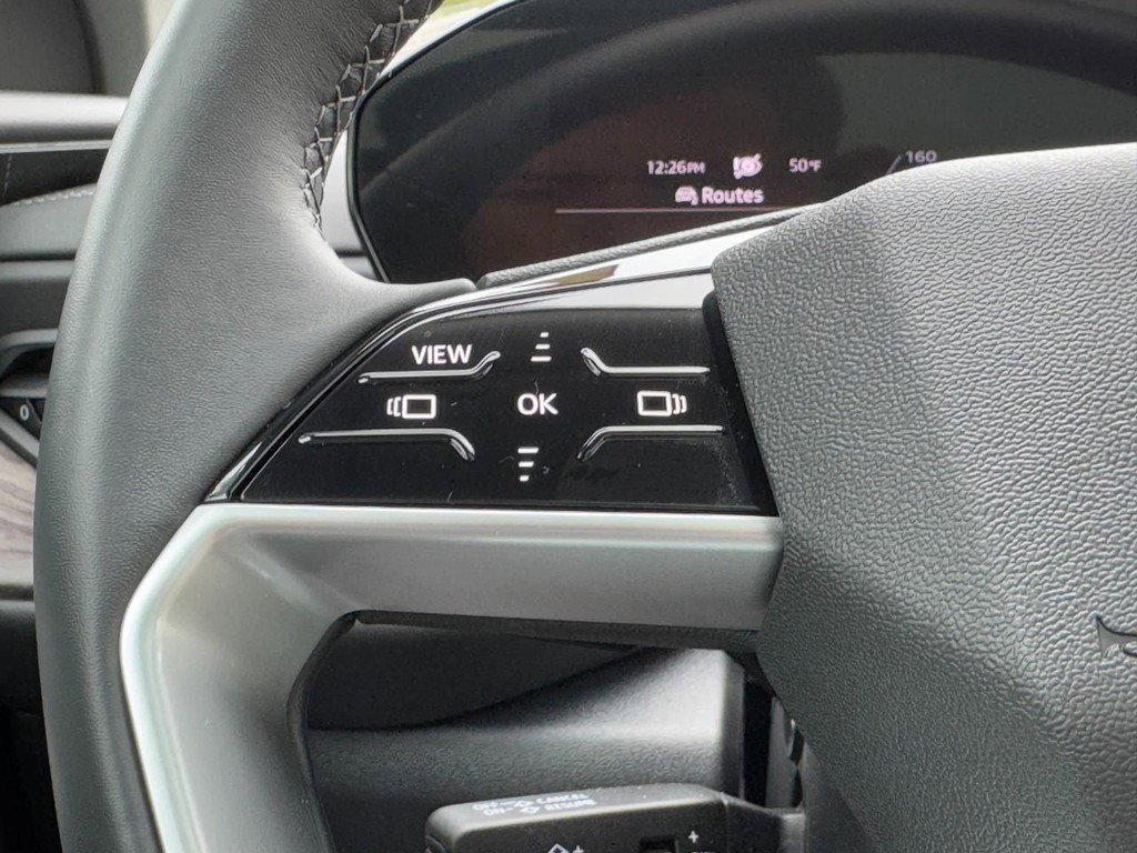 Used 2025 Audi Q5 Premium w/ Convenience Package image 17