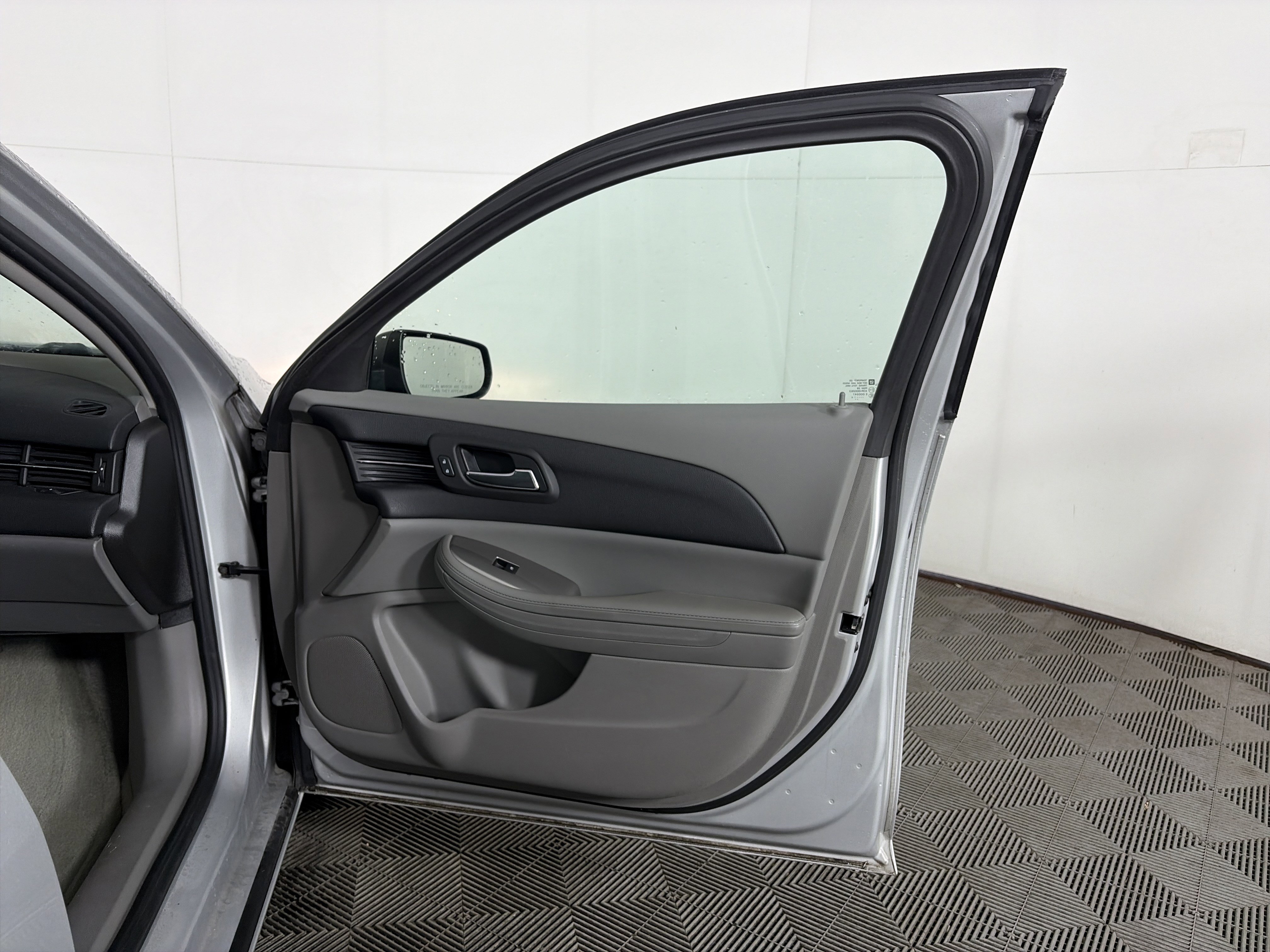 Used 2014 Chevrolet Malibu LS w/ Protection Package image 39