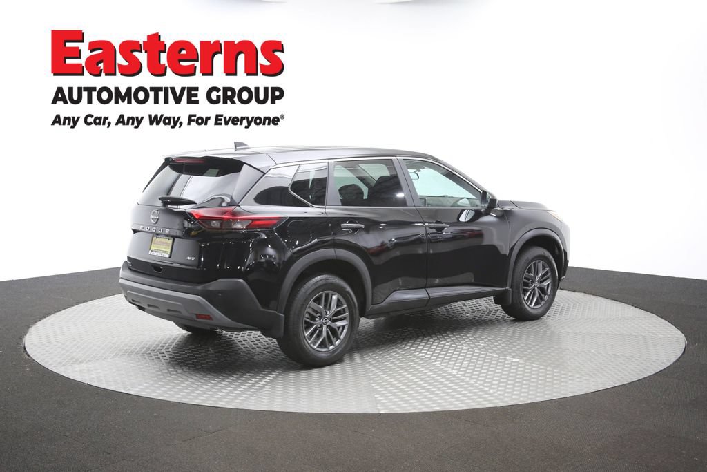 Used 2023 Nissan Rogue S AWD/4WD image 41