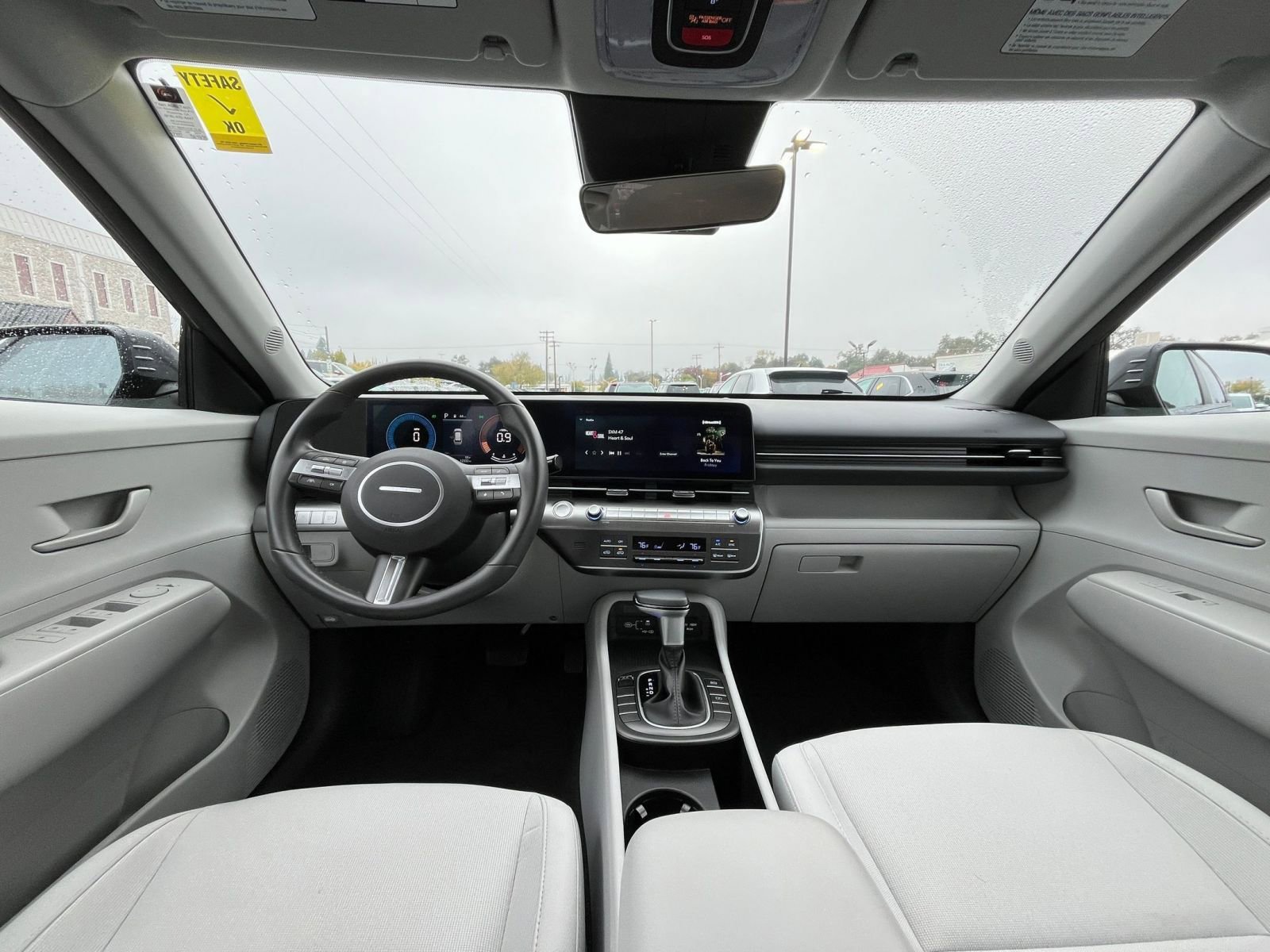 Used 2025 Hyundai Kona SEL image 33