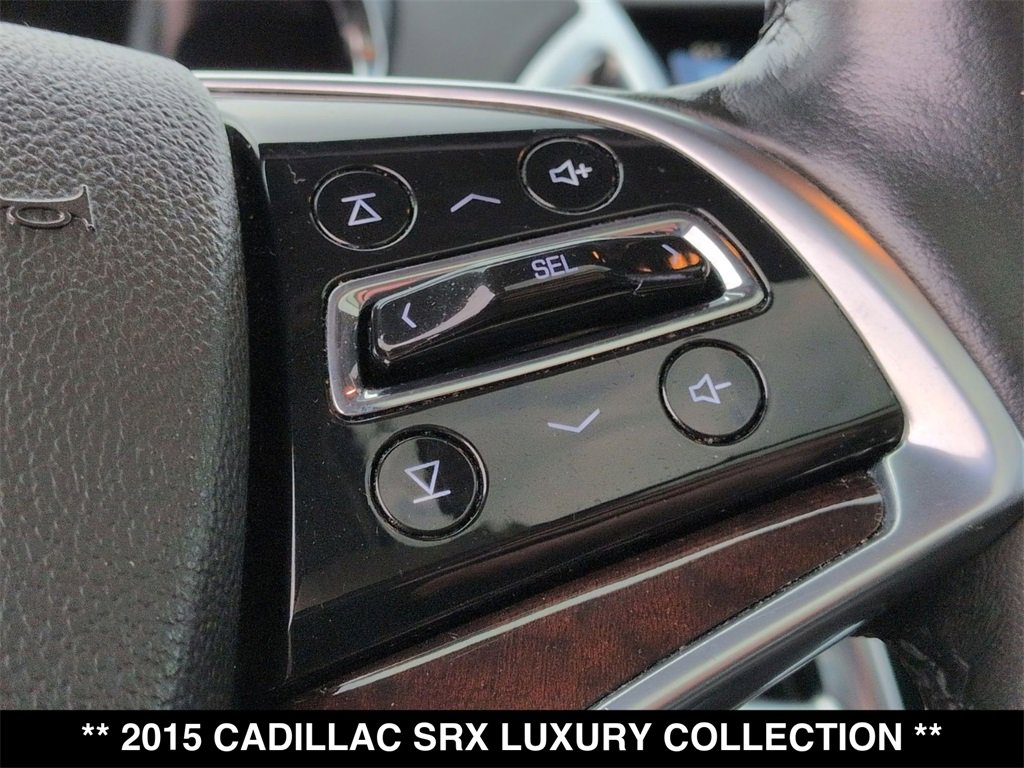 Used 2015 Cadillac SRX Luxury image 10
