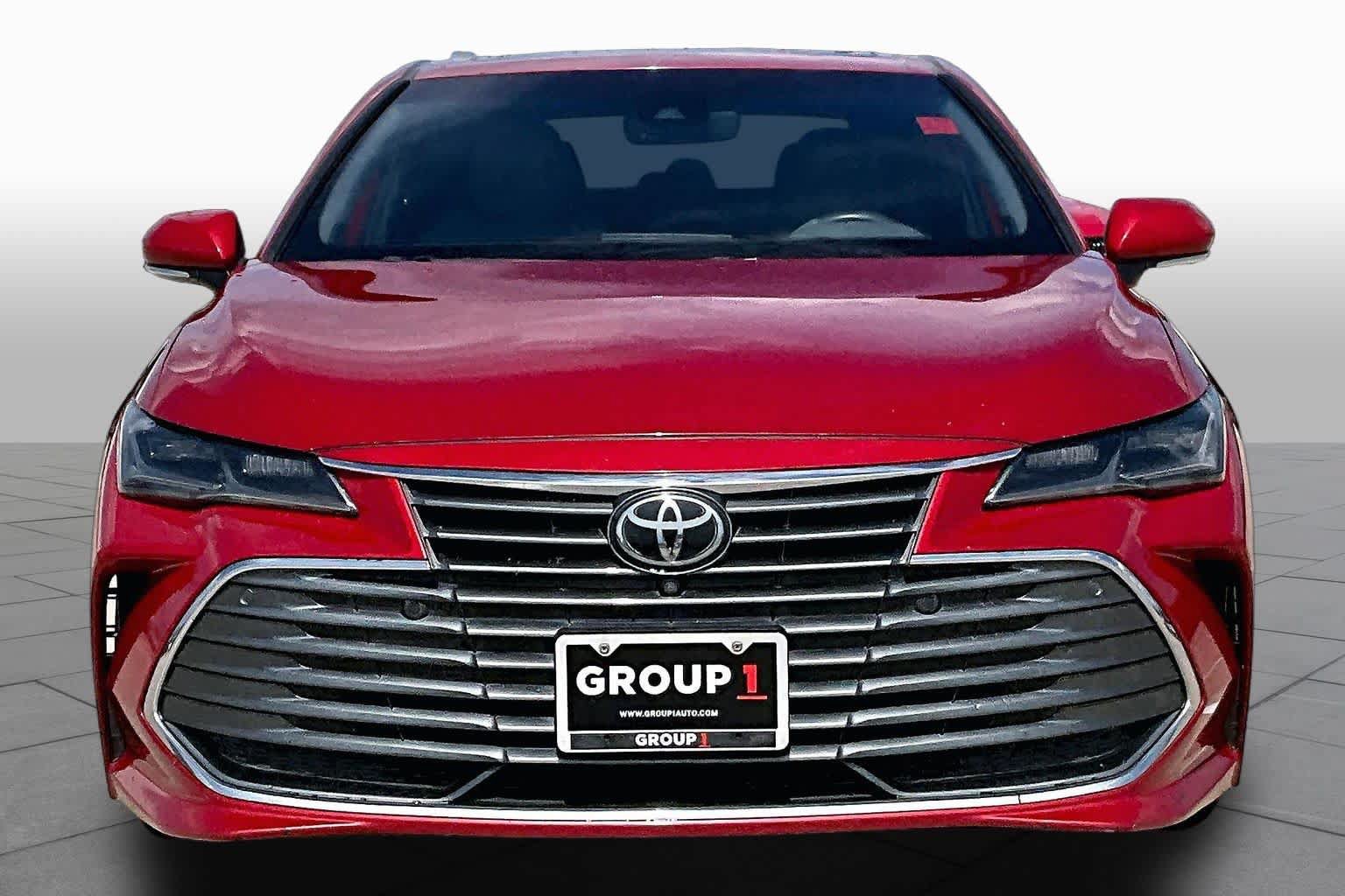 Used 2021 Toyota Avalon Limited w/ Advanced Safety Package FWD image 4