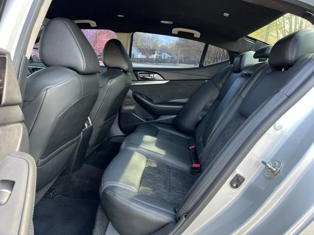 Used 2016 Nissan Maxima SR w/ Interior Lighting Package FWD image 15