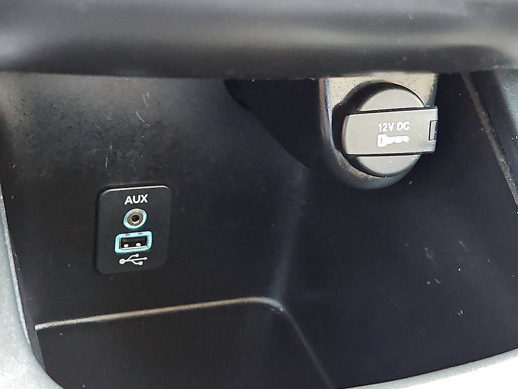 Used 2020 Dodge Journey SE FWD image 25