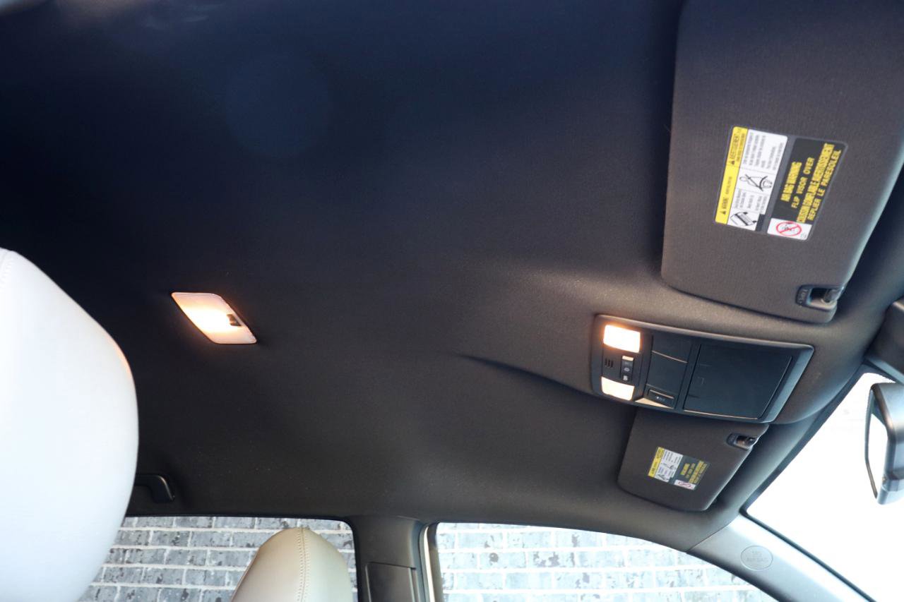 Used 2018 Toyota Tacoma TRD Sport image 32