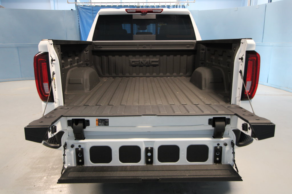 Used 2026 GMC Sierra 1500 AT4 w/ AT4 Premium Package AWD/4WD image 46