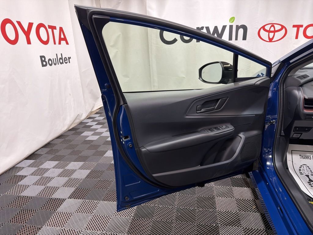 Used 2026 Toyota Prius Plug-In Hybrid image 19