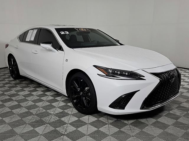 Used 2023 Lexus ES 300h F Sport w/ Accessory Package (Z2) FWD image 3