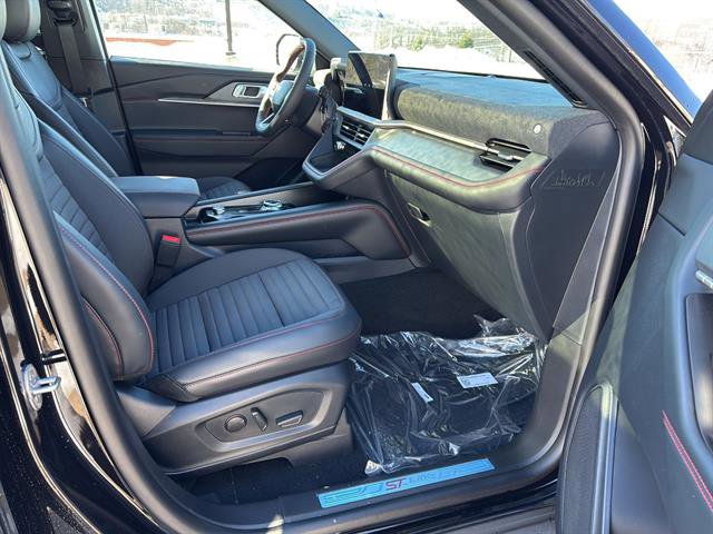 New 2026 Ford Explorer ST-Line w/ ST-Line Street Pack image 19