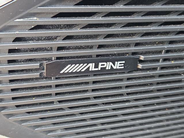 Used 2024 Jeep Wagoneer L 2WD w/ Premium Group I image 25