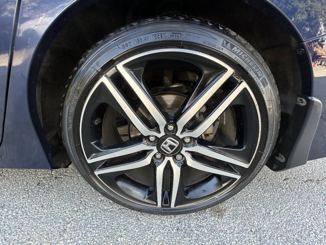 Used 2017 Honda Accord EX-L image 38