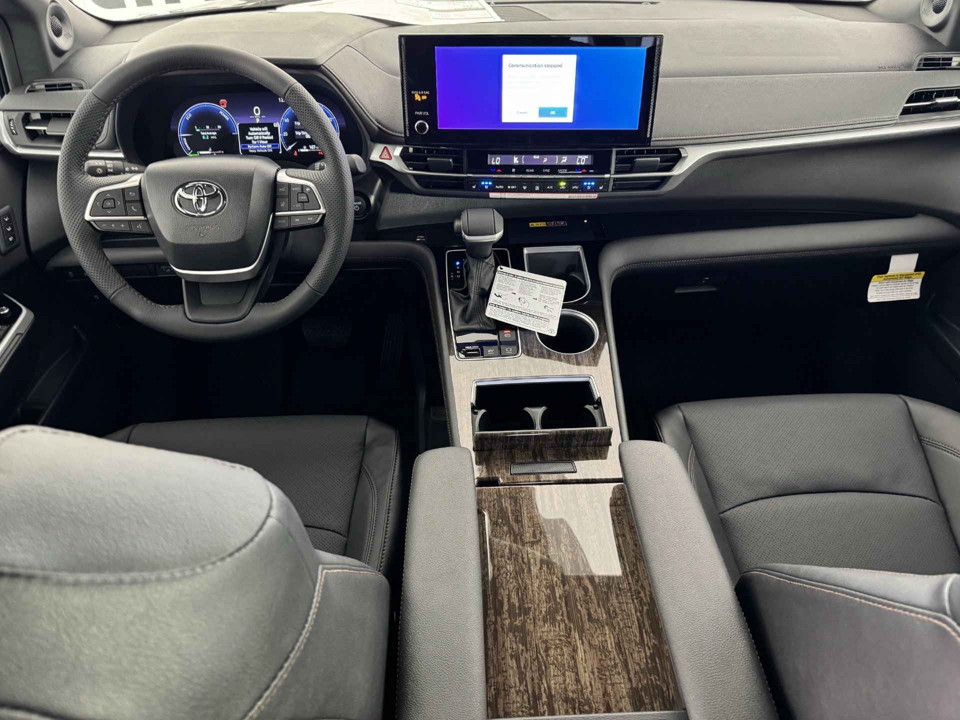 New 2026 Toyota Sienna Limited FWD image 7