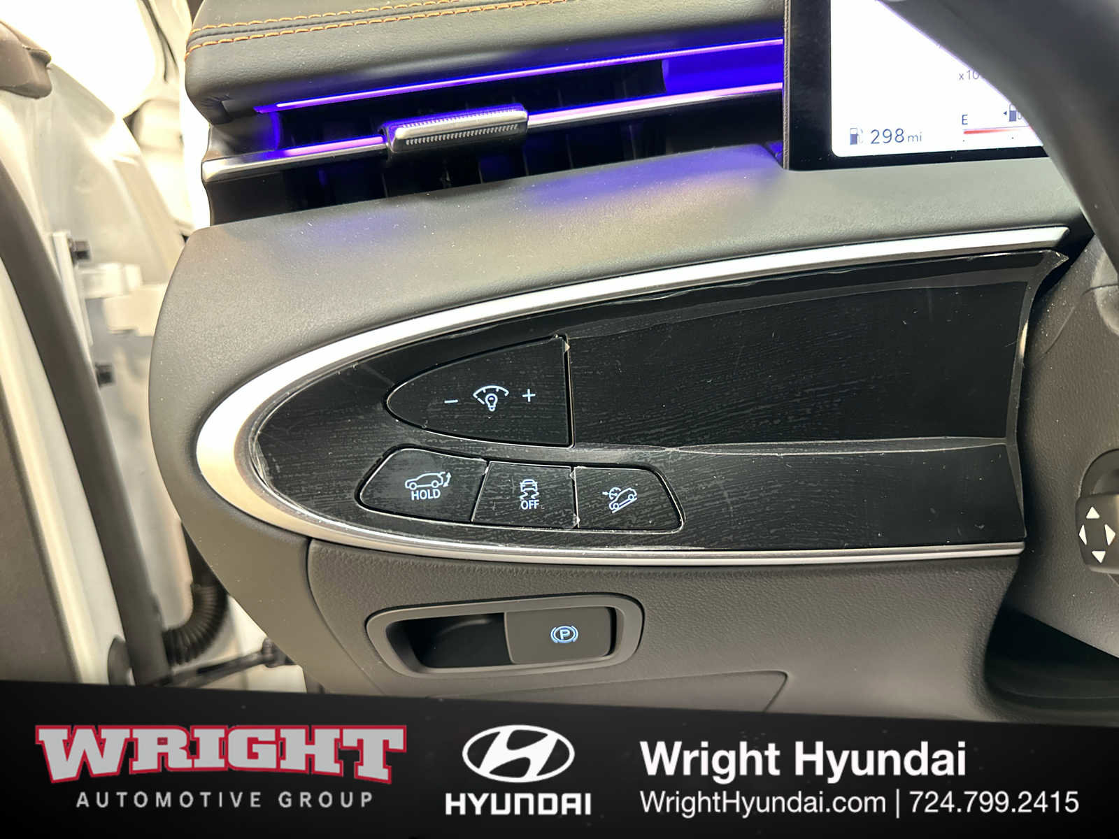 Certified 2026 Genesis GV70 3.5T Sport Advanced AWD/4WD image 23