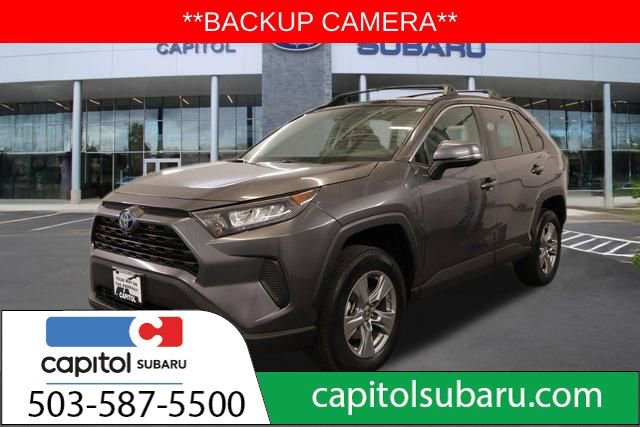 Used 2022 Toyota RAV4 LE image 7