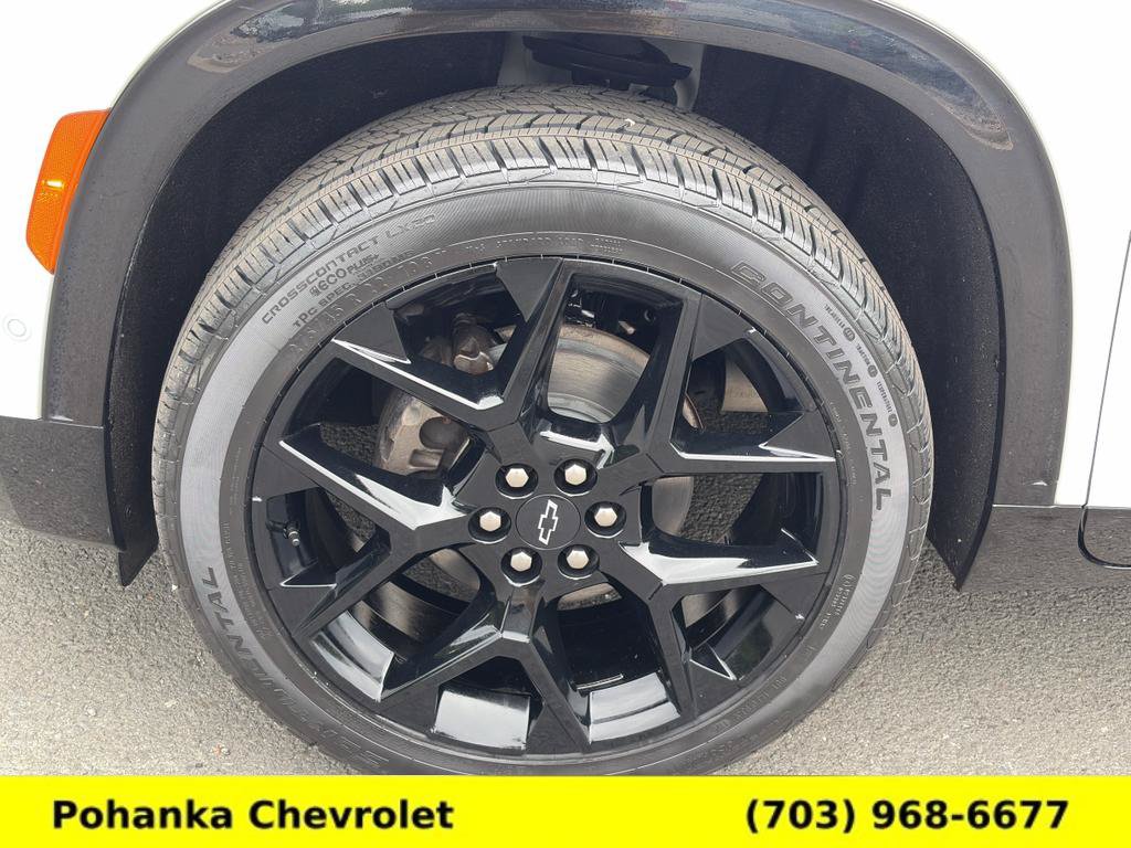Certified 2024 Chevrolet Traverse RS FWD image 32