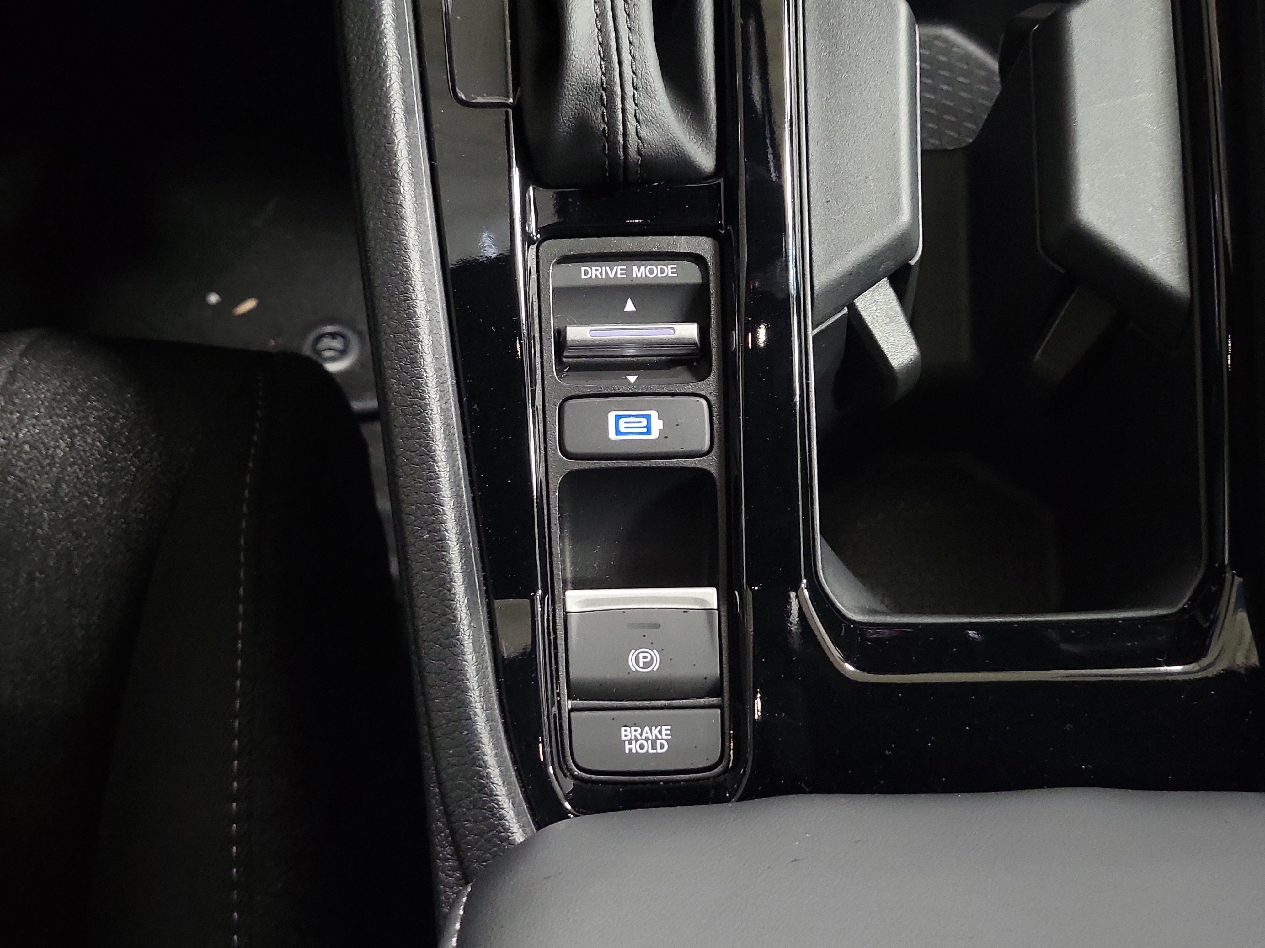 Certified 2025 Honda Accord Sport image 32