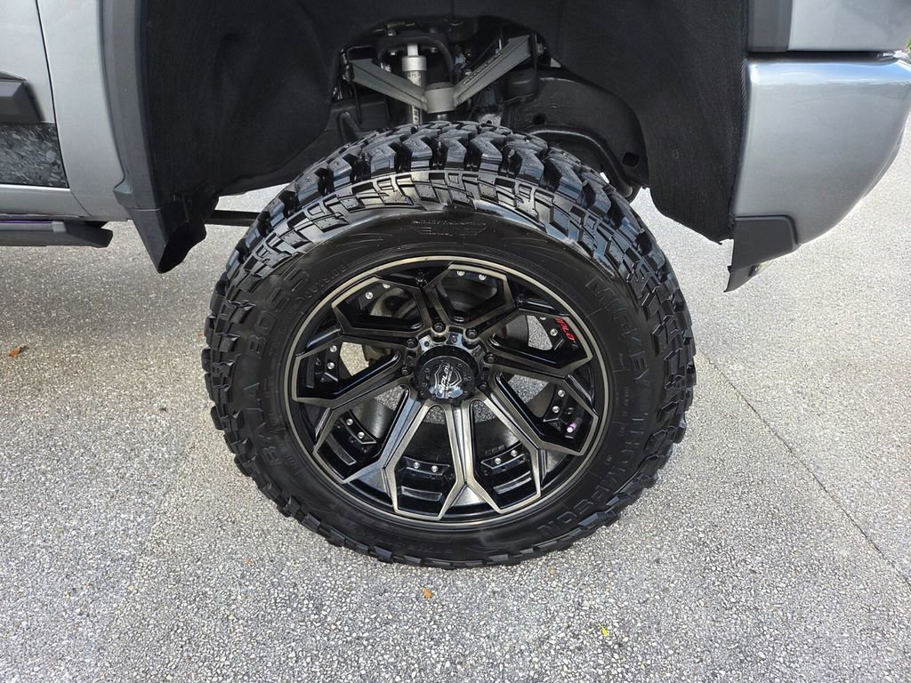 Used 2024 Chevrolet Silverado 2500 High Country w/ High Country Premium Package image 10