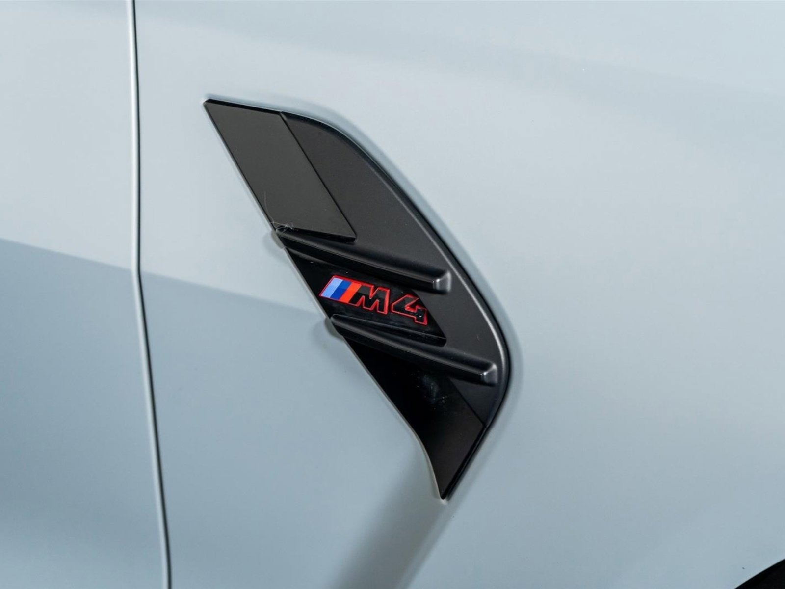 Used 2023 BMW M4 CSL image 28