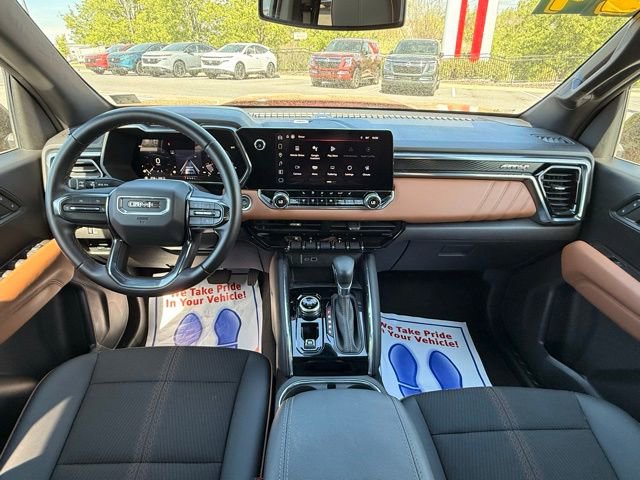 Used 2024 GMC Canyon AT4 w/ Technology Package image 23