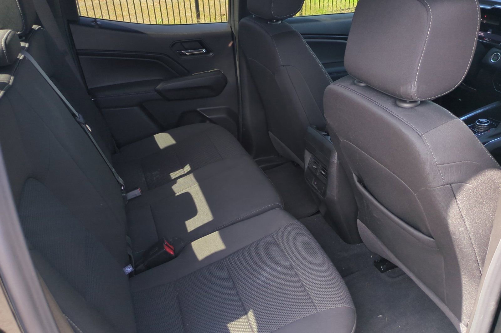 Used 2025 GMC Canyon Elevation AWD/4WD image 17