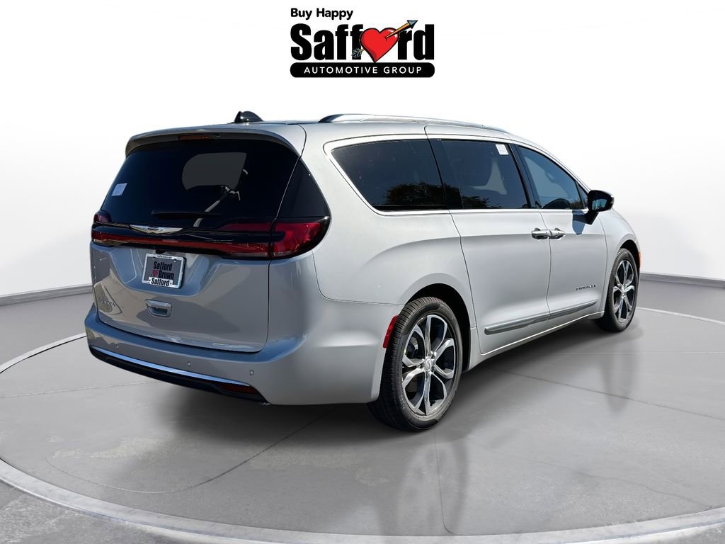 New 2026 Chrysler Pacifica Pinnacle FWD image 9