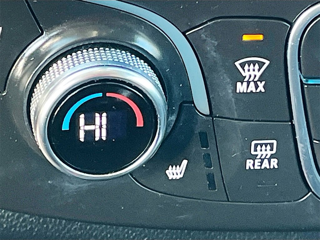 Used 2019 Chevrolet Traverse Premier w/ Driver Confidence II Package image 21