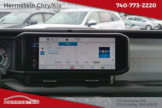 Used 2024 Jeep Wrangler Sport image 10