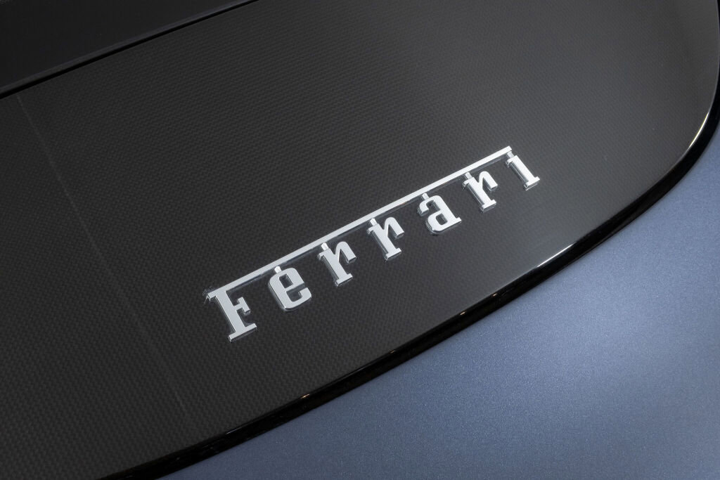 Used 2021 Ferrari Roma image 19