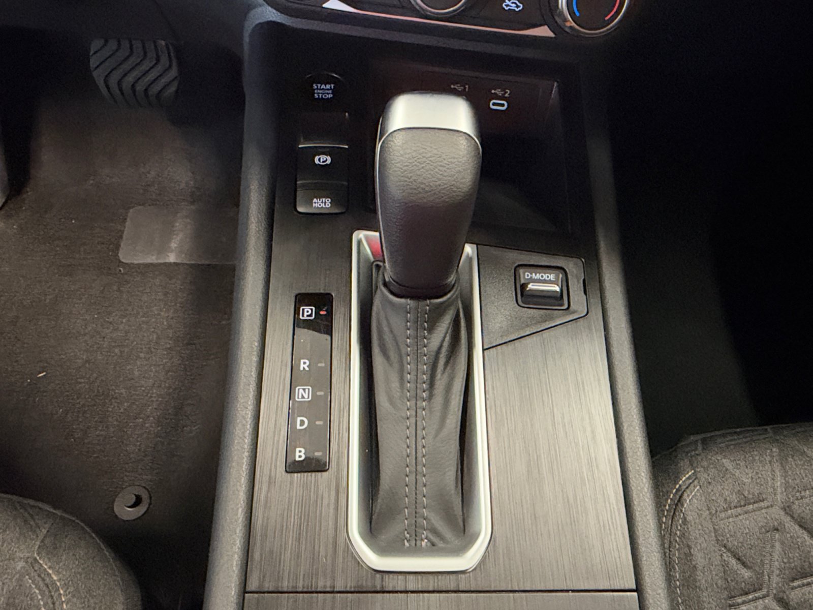 Used 2025 Nissan Kicks SV FWD image 22