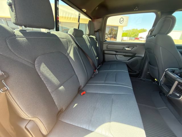 New 2026 RAM 1500 Express AWD/4WD image 33
