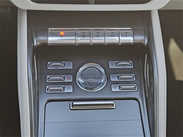 New 2026 Lincoln Nautilus Reserve image 19