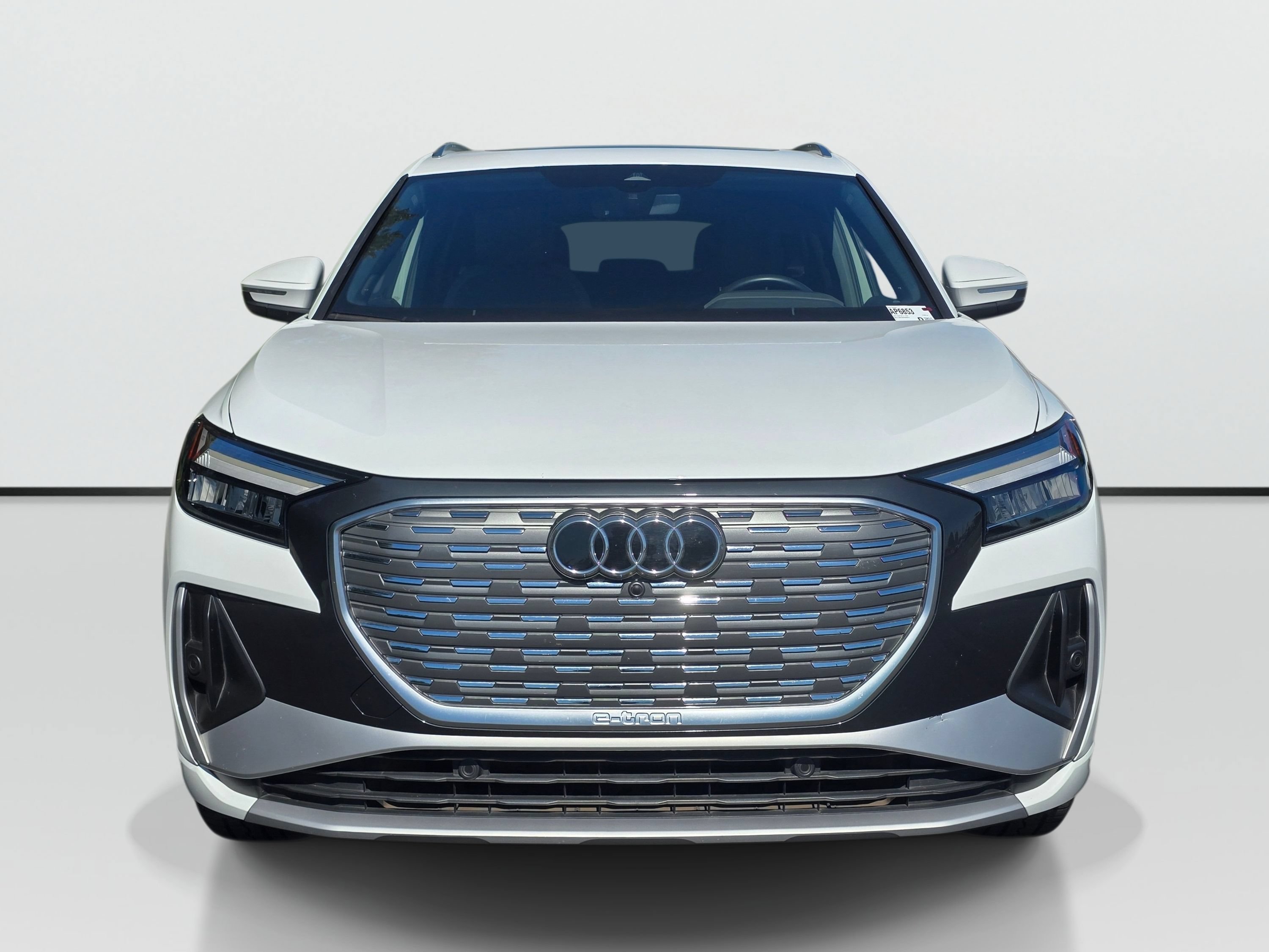 Used 2023 Audi Q4 e-tron Premium Plus AWD/4WD image 9