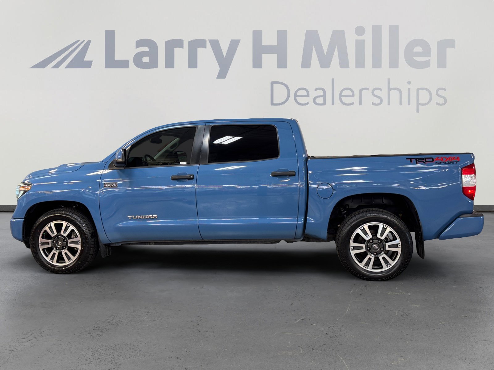 Used 2019 Toyota Tundra SR5 w/ TRD Sport Package image 2