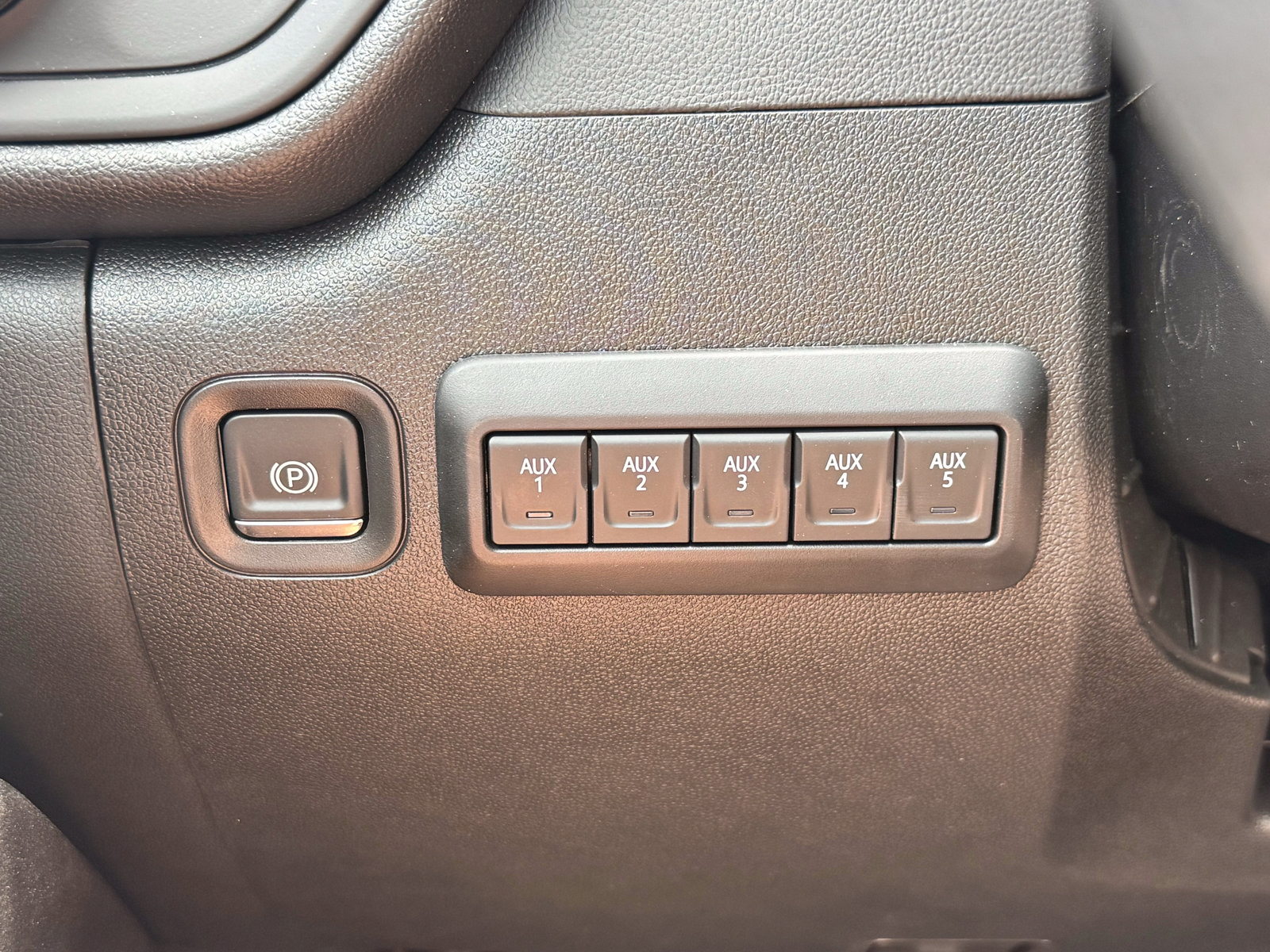 New 2026 Chevrolet Silverado 3500 W/T w/ WT Convenience Package AWD/4WD image 17