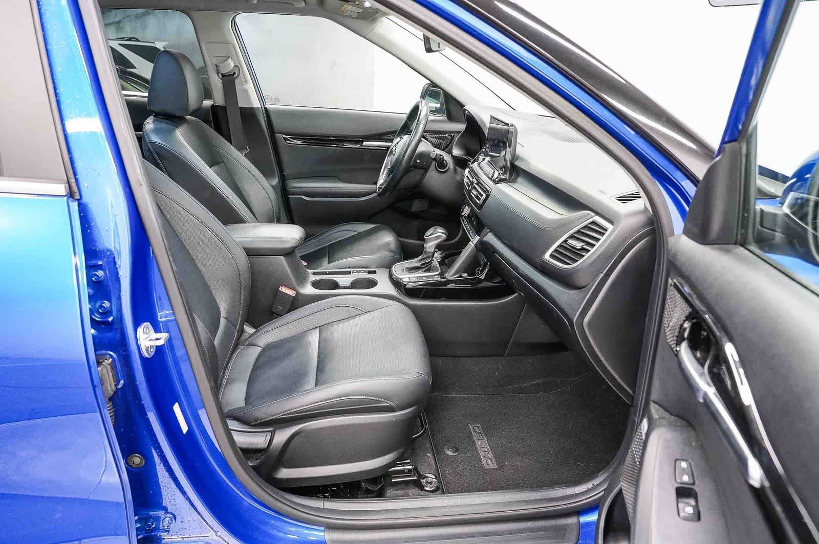 Used 2021 Kia Seltos SX w/ SX Sunroof Package AWD/4WD image 17