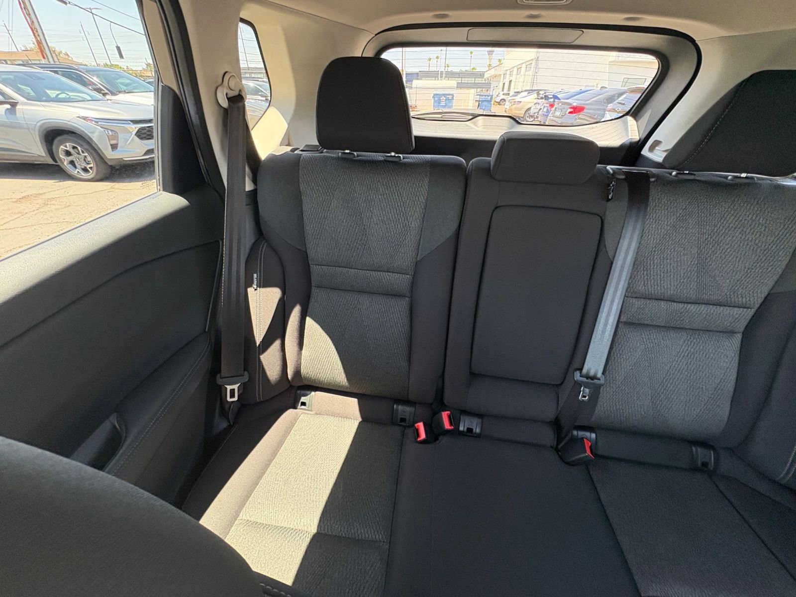 Used 2025 Nissan Rogue SV FWD image 41