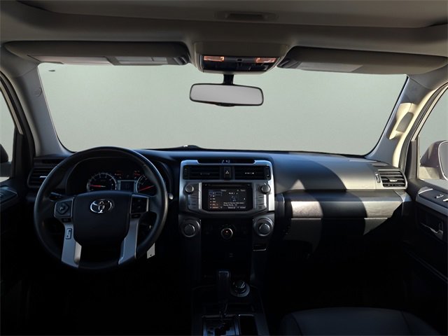 Used 2016 Toyota 4Runner SR5 Premium image 10