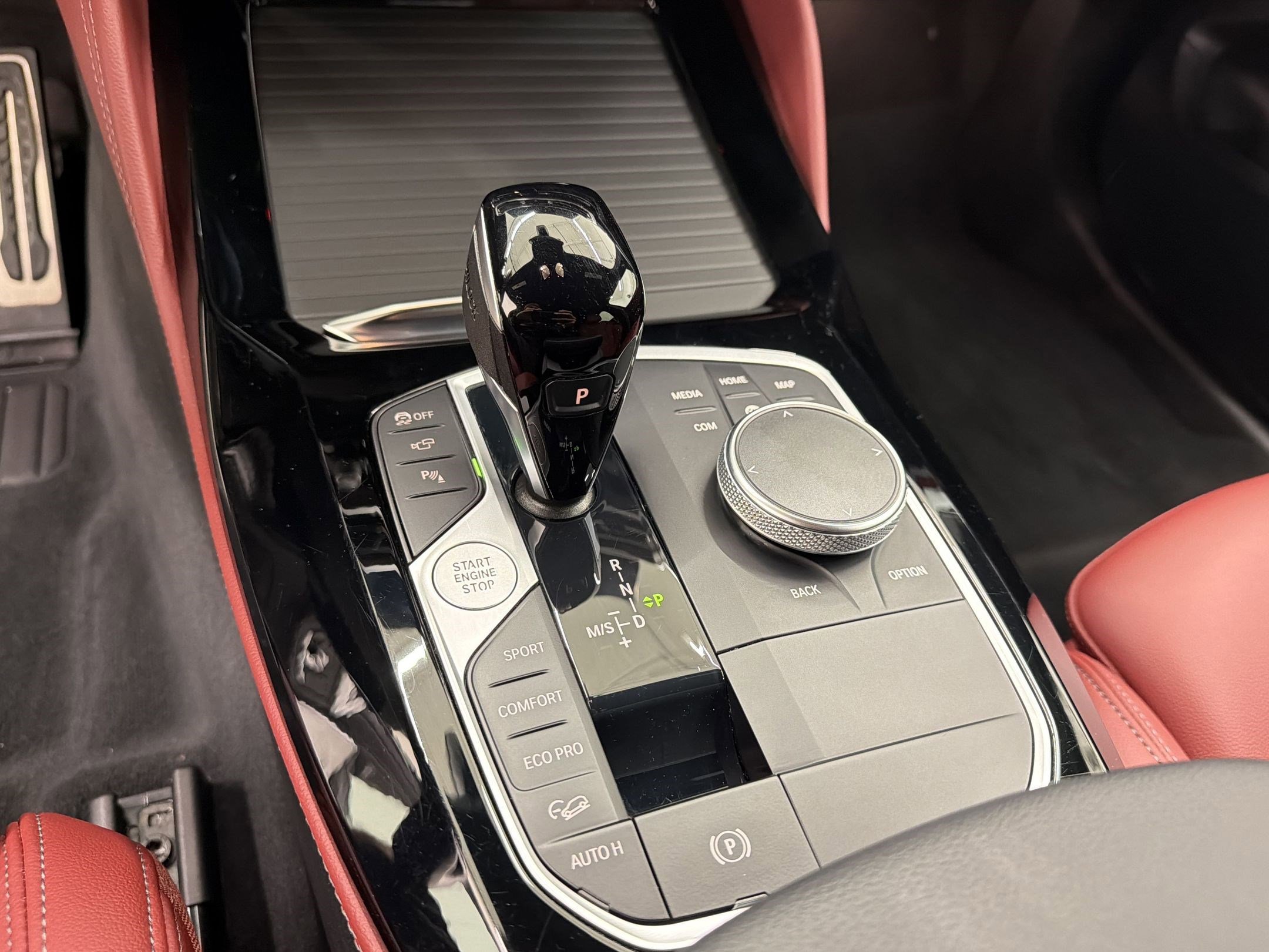 Certified 2023 BMW X4 M40i w/ Premium Package image 17