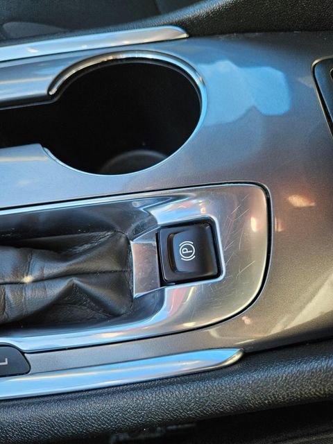 Used 2023 Chevrolet Malibu LT FWD image 29